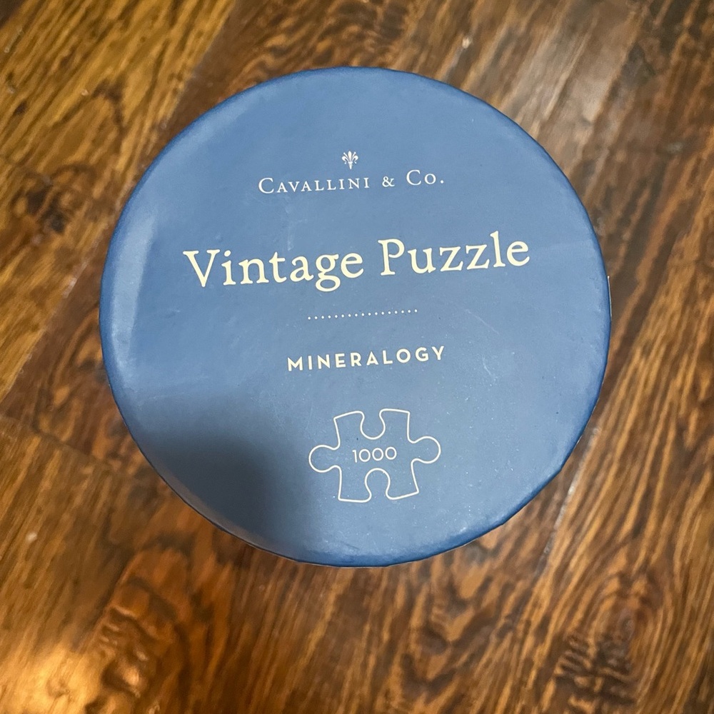 UNOPENED, New Vintage Mineralogy Puzzle in Tube - Picture 3 of 6